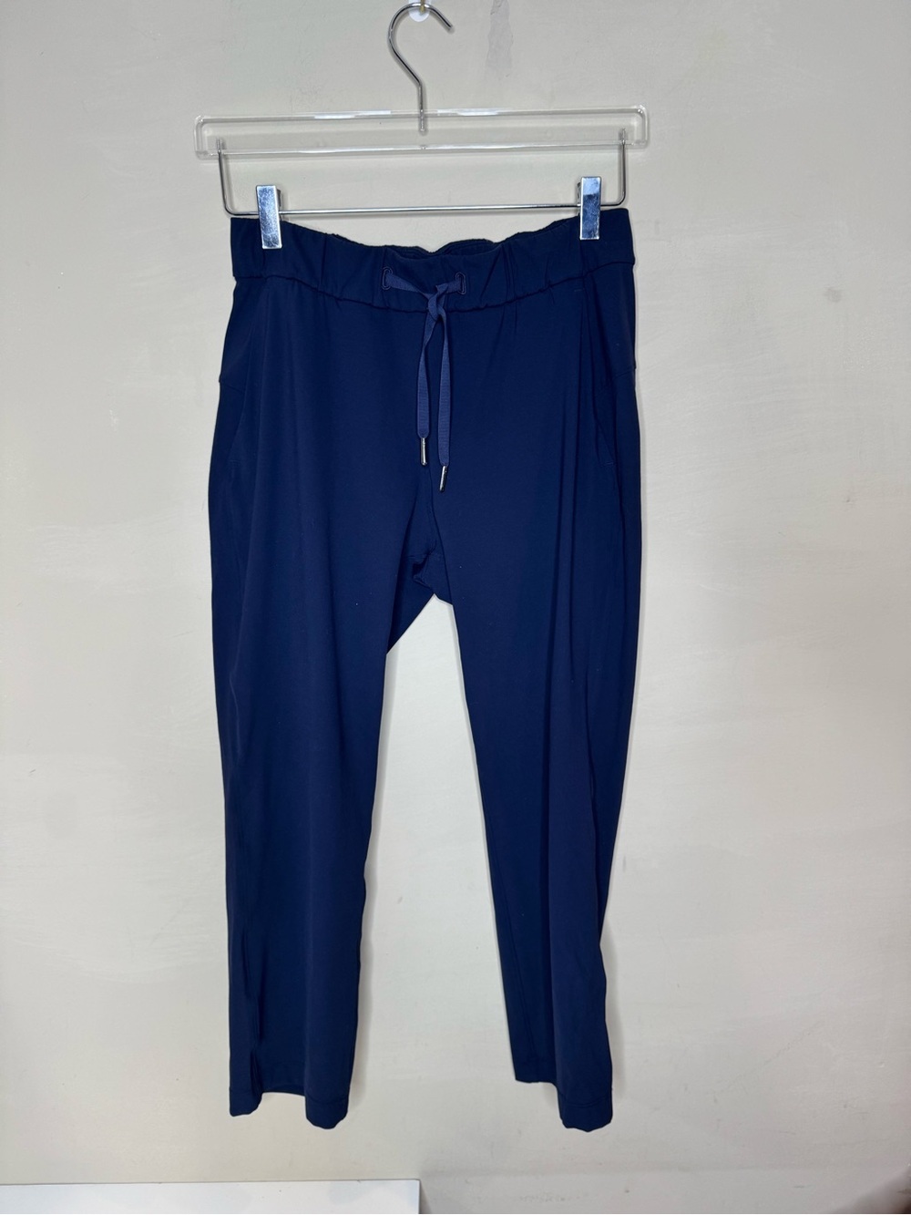 Lululemon Navy Blue Jogger Pants – Size 4 - Picture 3 of 9